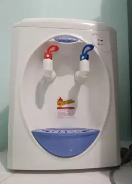 Dispenser dan kulkas