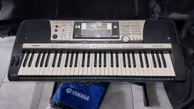 Keyboard yamaha psr 740 mulus