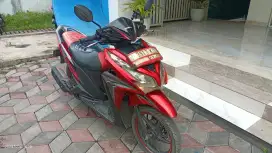 Vario 125 CC tahun 2013 merah