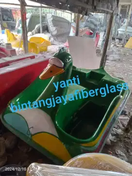 Sepeda air bebek sedang,perahu bebek gowes pabrik langsung