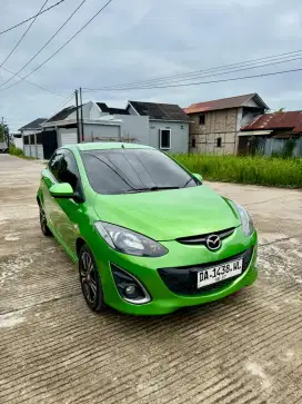 Mazda 2 tipe R matic terawat