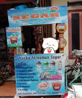 Jual 7 etalase dan 1 Gerobak beserta isinya