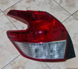 Lampu belakang  new yaris