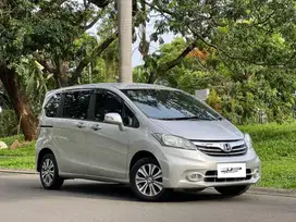 Honda Freed 2015 DP7jtan LowKM