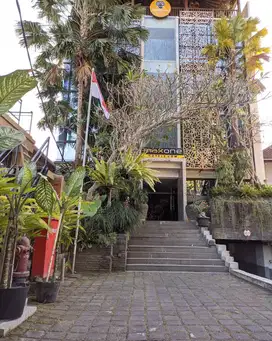 Dijual hotel bintang 3 jl utama oengosekan Ubud Gianyar Bali