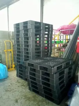 Supplier pallet plastik baru tebal palet plastik bekas murah ready