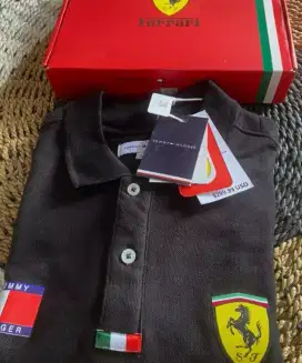 Kaos Kerah Tommy Hilfiger x Ferrari