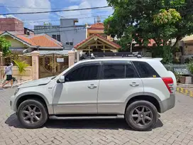 Suzuki Grand vitara 2012 Matic 2.4 Istimewa