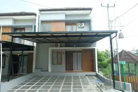 Kontrakan Rumah 4 Kamar Villa Ubud Village Sariwangi Bandung