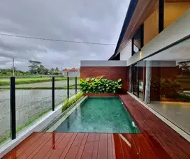 disewakan villa mewah plus kolam renang di Gianyar Bali