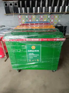 Tempat sampah fiberglass kapasitas 660Liter