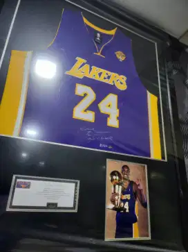 Jual Kobe Bryant signed jersey shirt autograph tanda tangan Lakers