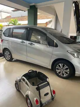 HONDA FREED ASLI BALI