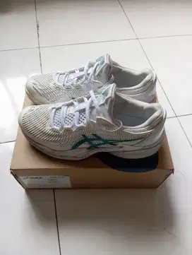 Sepatu tenis asics court FF3 novak