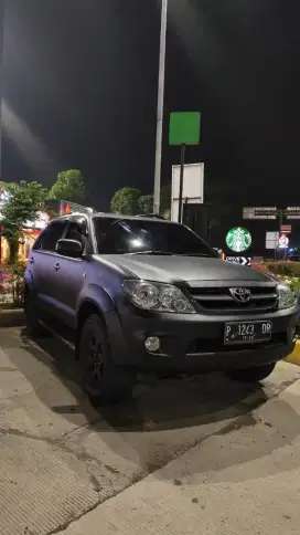 fortuner 2007 hitam doff