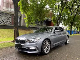 BMW 520i G30 Luxury B48 2018