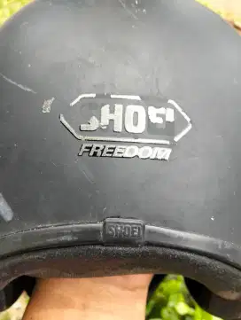 Helm Shoei fredom