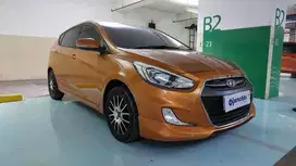 [OLXmobbi] Hyundai Grand Avega 1.4 Bensin-MT 2015 Orange