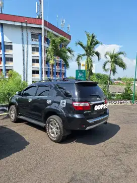 Fortuner A/T bensin 2007