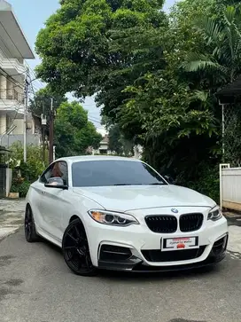 LOW KM! BMW M235i COUPE 3.0 AT TAHUN 2014