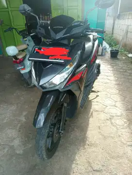 Jual Vario 125 tahun 2015