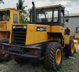 Dijual Wheel Loader Komatsu model WA200-1