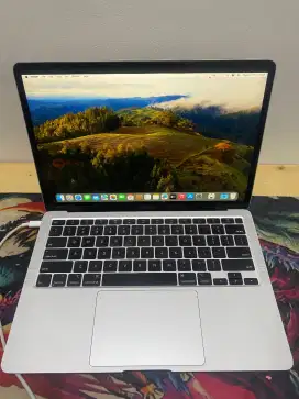 MacBook Air 2020 13inch Core i3 8/128Gb Second Original