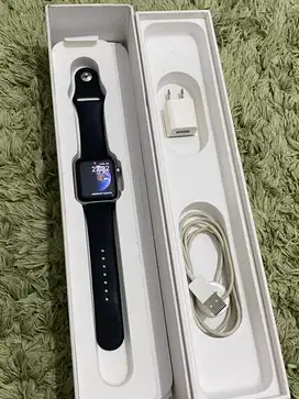 APPLE iWATCH SERIES 3/44mm SECOND ORIGINAL FULLSET MULUS LIKE NEW