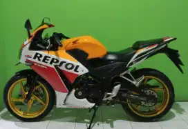 Honda CBR 150R 2015