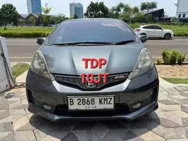 Honda Jazz RS Matic Tahun 2013 Kondisi Mulus Terawat Istimewa