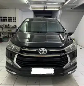 Kijang Innova Venturer diesel 2017 hitam black venturer 2018 reborn