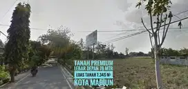 Tanah Pekarangan Mantapp, Tengah KOTA MADIUN depan RS Griya Husada