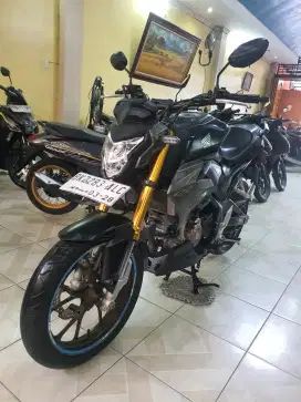 New CB 150 R/New CB150R Cantik Elegant 2023-Odomtr 7.000KM-plaza motor