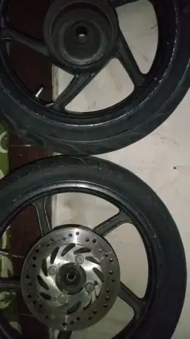 velg dan ban tubless honda Vario 125 ori no minus