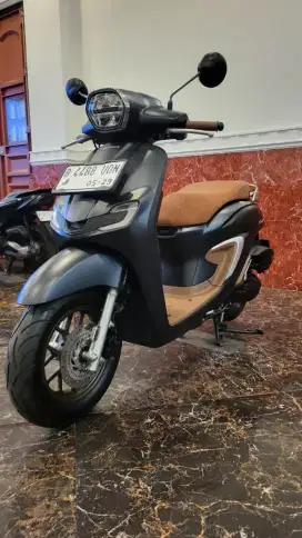 DP TERJANGKAU YAMAHA XMAX 250 CC 2023 , KM LOW HARGA TERJANGKAU