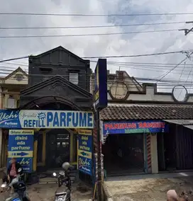 Dikontrakan/dijual rumah & tempat usaha/ untuk dibuat kontrakan (nego)