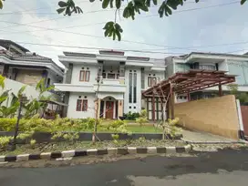 Rumah Siap Huni Lingkungan Asri di Gegerkalong Girang