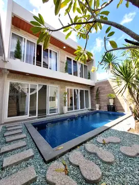 Rumah Baru dengan Kolam Renang dekat Jalan Palagan