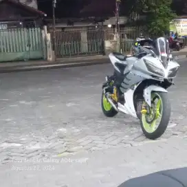 Yamaha R15 V2 tahun 2016