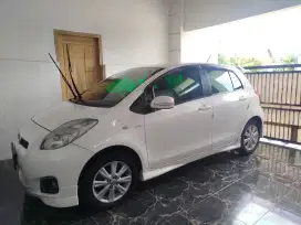 Yaris E matic 2013 pribadi