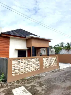 Rumah Baru di Pandowoharjo dekat Jejamuran
