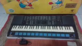 Keyboard piano lawas YAMAHA pss 869