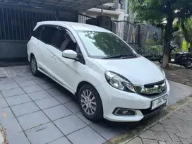 MOBILIO PRESTIGE A/T 2014