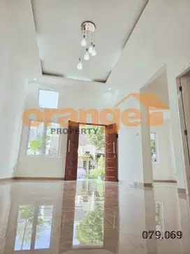 Dijual Rumah 1,5 lt sudah Renov Siap Huni di Kota Wisata Cibubur