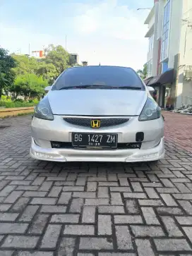 DP 10 jt • Honda Jazz 1.5 Idsi thn 2008