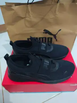 Sepatu Slip On Puma Anzarun Lite - Full Hitam