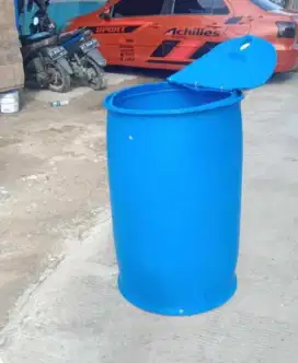 Drum plastik biru 200 liter murah gratis antar area balikpapan