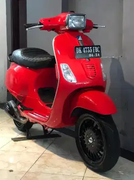 PIAGGIO VESPA S 150 CC TAHUN 2013 PAJAK HIDUP LENGKAP