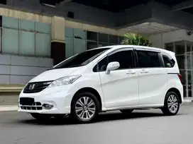 Honda Freed E PSD AT 2013