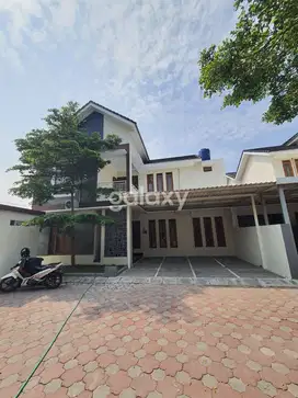 Aktif Hasilkan Cuan  Homestay Dalam Perumahan - WI